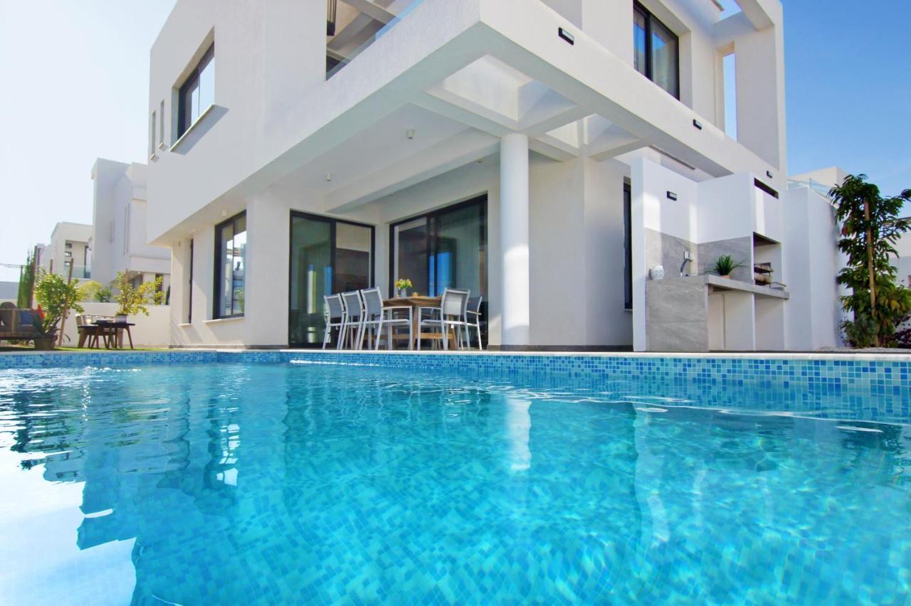 Villa Queen Eleanor Protaras Dış mekan fotoğraf